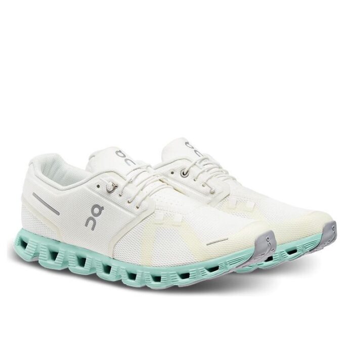 Cloud 5 “Undyed White Creek”