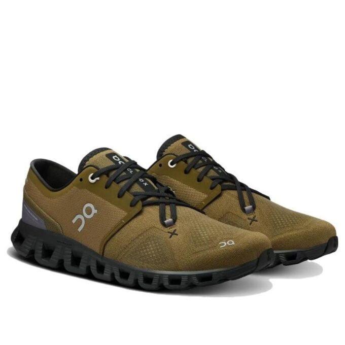 Cloud X 3 “Hunter Black”