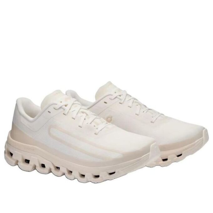 Cloudflow 4 IKON “White Moon”