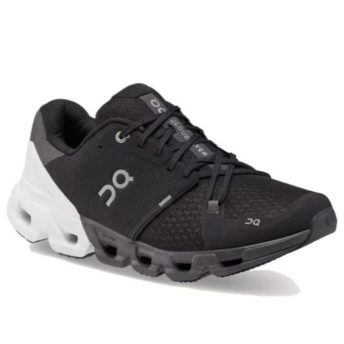 Cloudflyer 4 Wide “Black White”