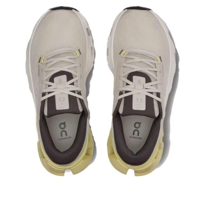 Cloudflyer 5 “Pearl Hay”