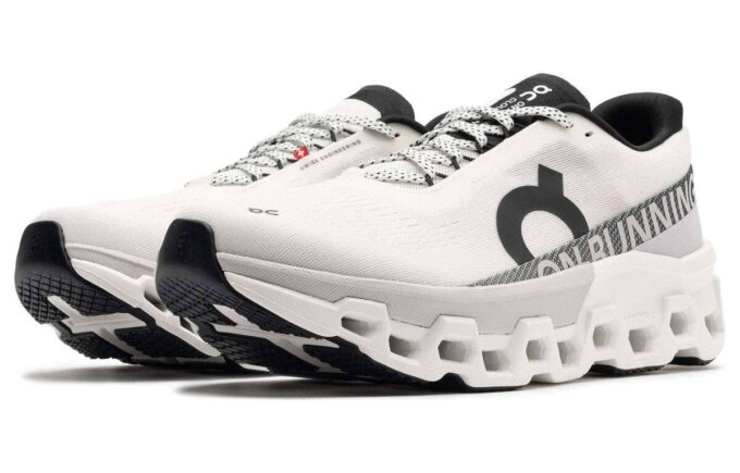 Cloudmonster 2 “Undyed Frost”