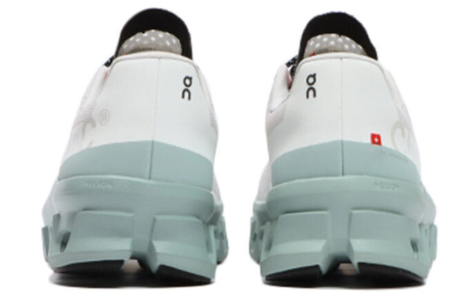 Cloudmonster “Frost Surf”