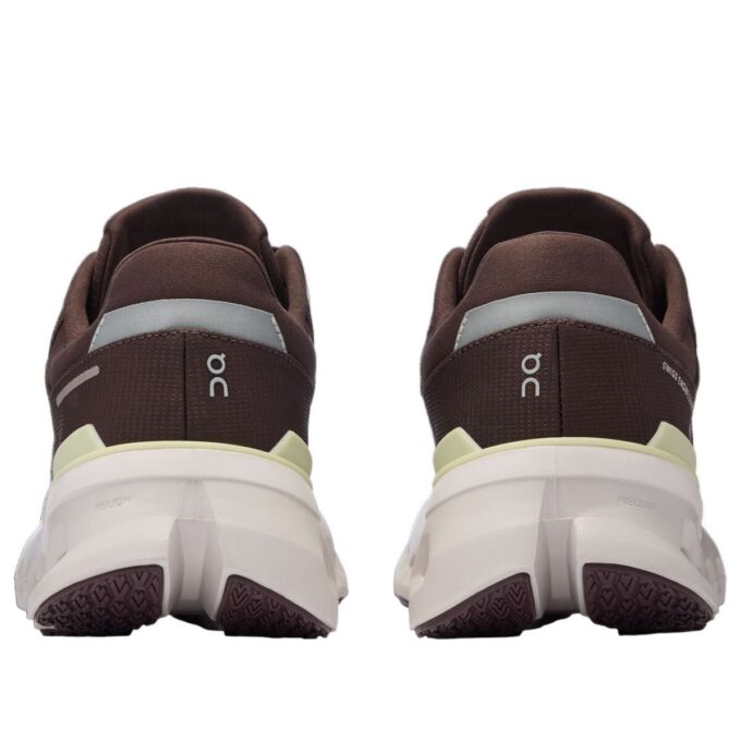 Cloudrunner 2 Waterproof “Zinc Seedling”