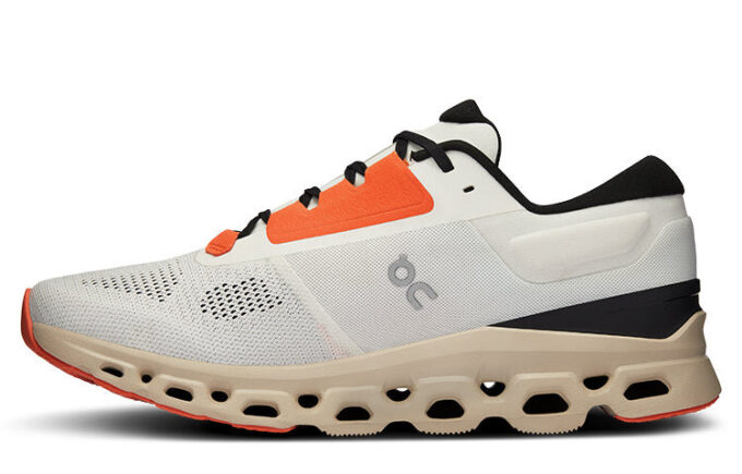 Cloudstratus 3 “Undyed White Sand”