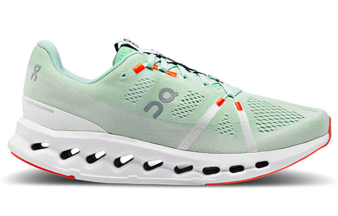 Cloudsurfer “Creek White”