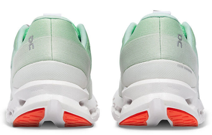 Cloudsurfer “Creek White”