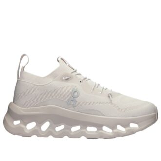 On Running x LOEWE Cloudtilt “Sand”