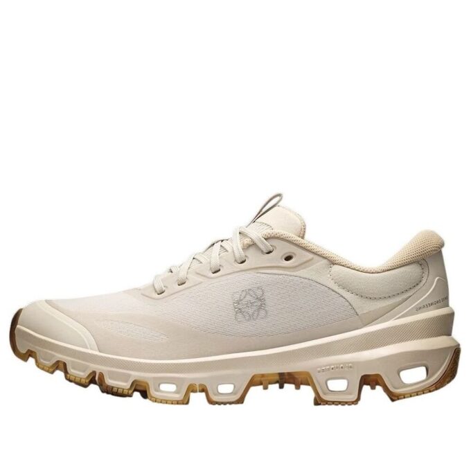 On Running x LOEWE Cloudventure 2 “Sand”