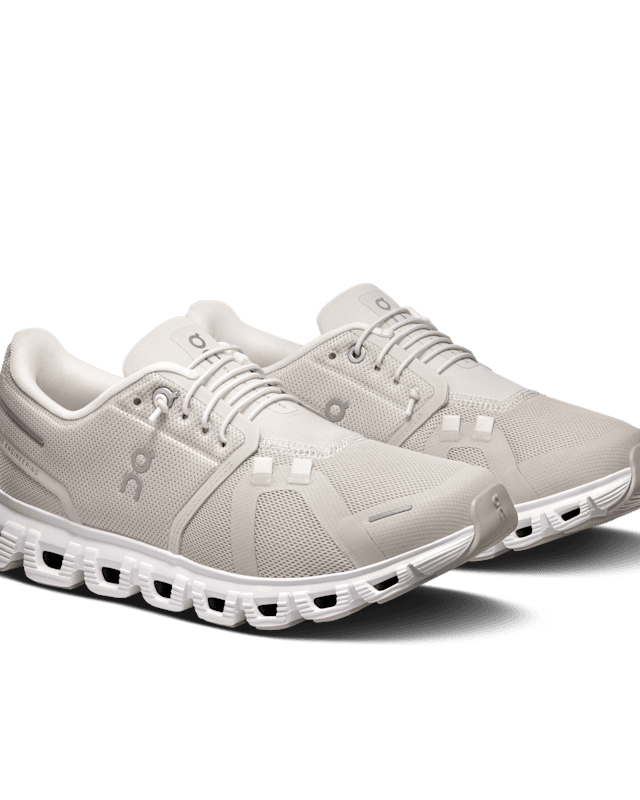 Women Cloud 6 Women Cloud 6