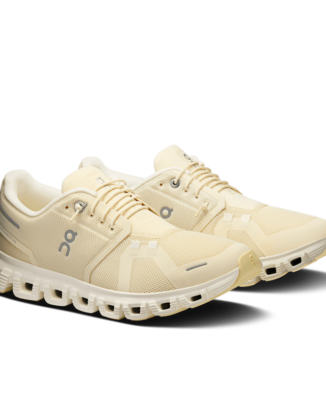 Women Cloud 6 Women Cloud 6