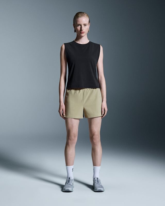 Women Focus Crop Women Focus Crop