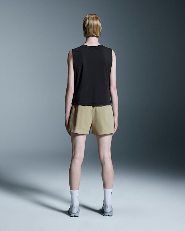 Women Focus Crop Women Focus Crop