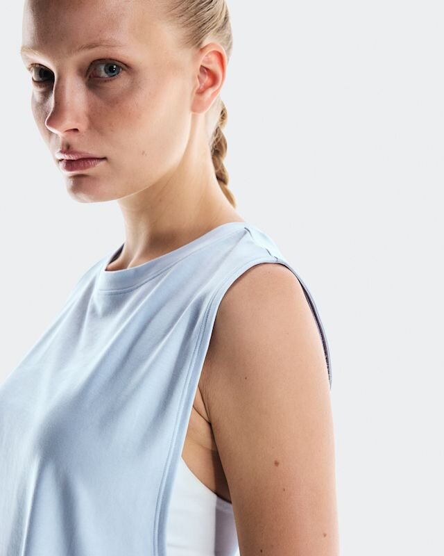 Women Focus Crop Women Focus Crop