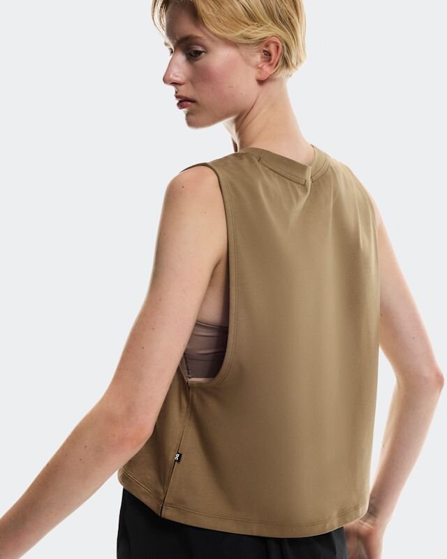 Women Focus Crop Women Focus Crop