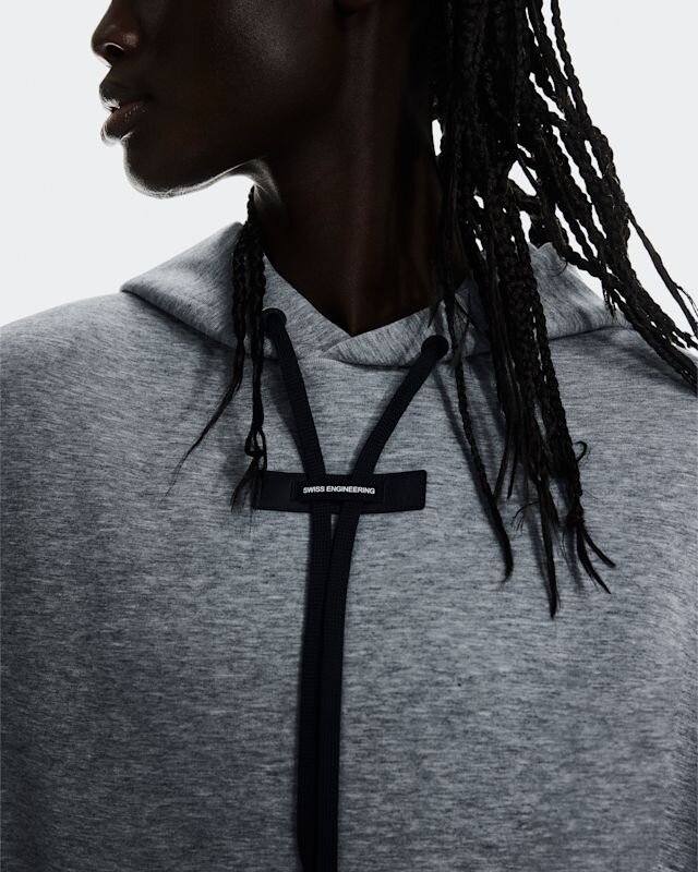 Women Focus Tech Hoodie Women Focus Tech Hoodie