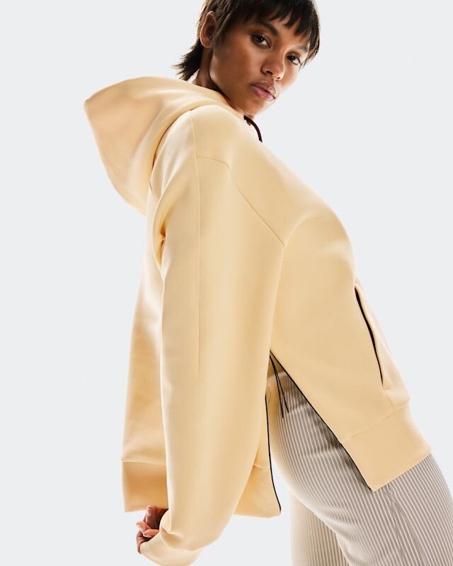 Women Focus Tech Hoodie Women Focus Tech Hoodie