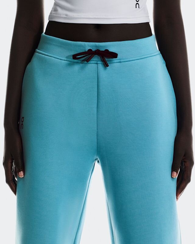 Women Focus Tech Sweatpants Women Focus Tech Sweatpants